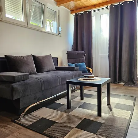 Apartment Kalo, Novoureden Stan + Besplatan Parking